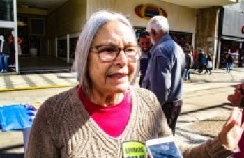 Professores criticam padronização do regimento escolar pelo Estado