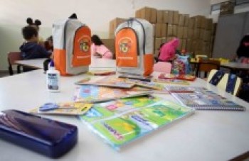 Itaquá começa a distribuir material aos estudantes