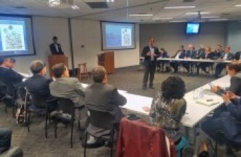 Prefeito quer parceria dos setores público e privado