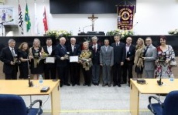 Homenagem ao Lions Clube Suzano
