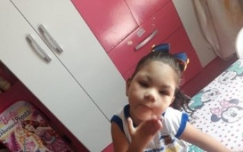 Dona de casa faz vaquinha para filha