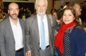 Estudantes prestigiam palestra de educador