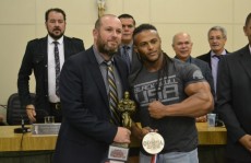 Atleta recebe moção de aplauso