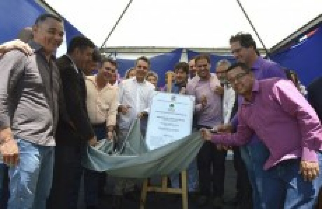 Poá inaugura centro odontológico