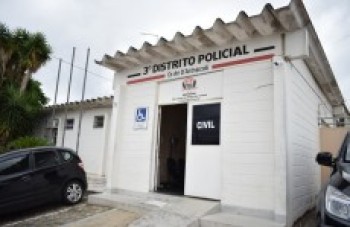 Homem é preso por cárcere privado