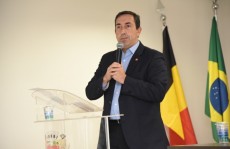 Parceria vai oferecer curso online e gratuito de idiomas