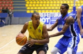 Mogi/Helbor perde em amistoso visando o NBB
