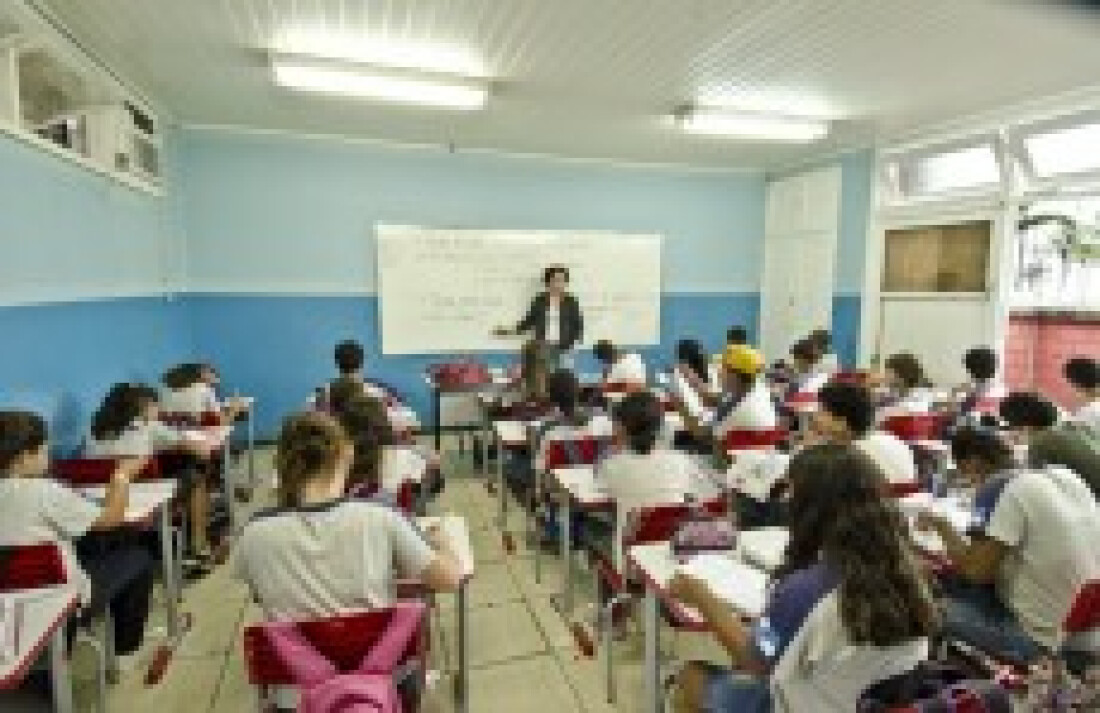 Estado aumenta em até 12,8% vencimentos dos professores
