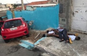 Bando é preso em carro roubado após assalto a pedágio