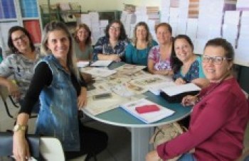 Capacitação com professores trabalha o lead jornalístico