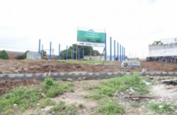 Obra da Praça da Juventude segue em ritmo lento