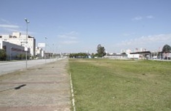 Escolas de samba prontas para o desfile de domingo