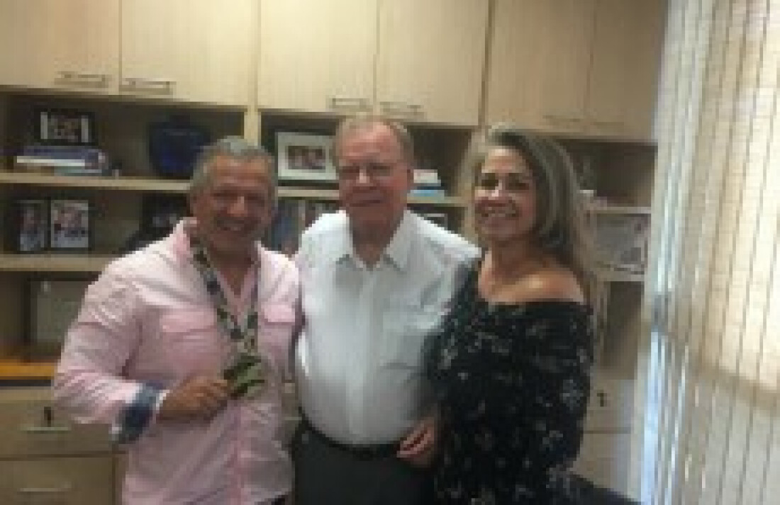 Estevam recebe campeão do judô