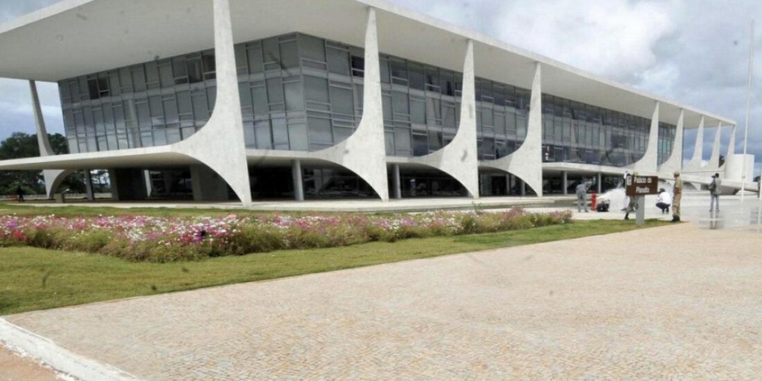 Conselheiros tomam posse na Comissão de Ética da Presidência