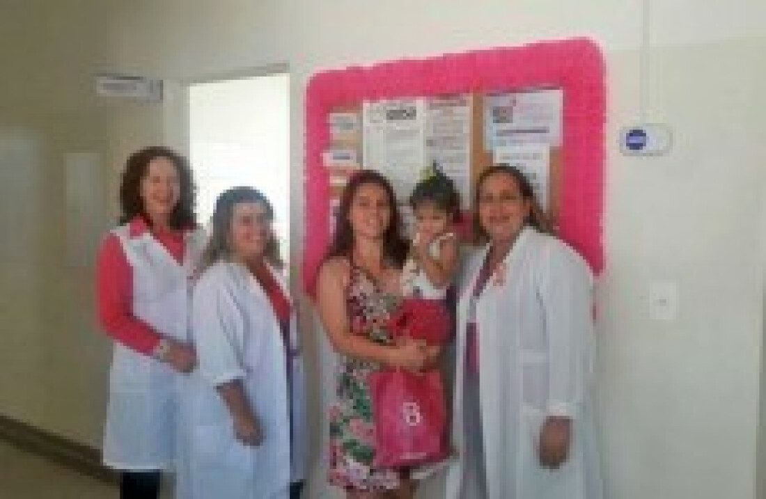 'Mogi Rosa' faz 4 mil exames de mamografia e Papanicolau