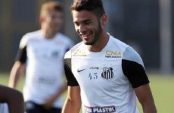 Santos luta para não perder Thiago Maia