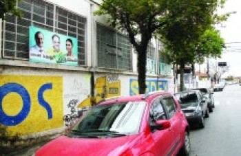 Propagandas eleitorais são abandonadas