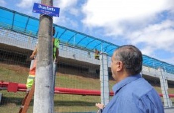 Jardim Santa Inês ganha placas com nomes das ruas