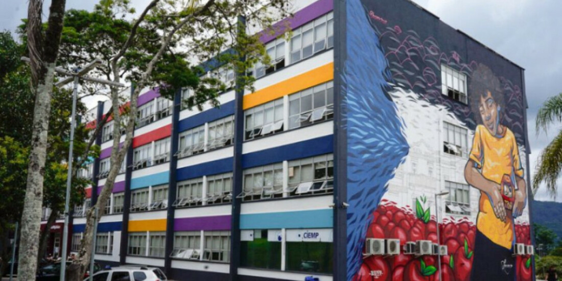 Prefeitura de Mogi revitaliza prédio-sede