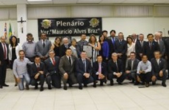 Tenente-coronel Felício Kamiyama é homenageado pela Câmara de Itaquá