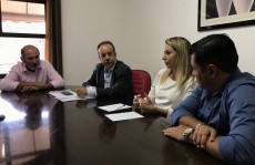 Larissa assume a presidência do PL