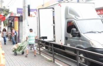 Horário para carga e descarga de caminhões sofre alteração