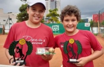 Garotos do CCMC vencem na categoria 12 anos