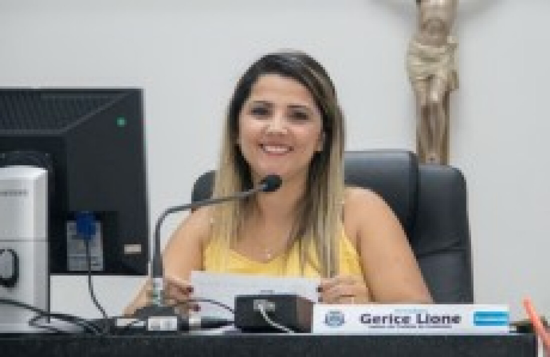 Gerice Lione renuncia à presidência da câmara