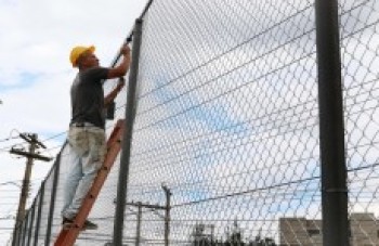 Reforma da quadra deve ser entregue no final do mês