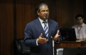 Após confusão, câmara vota comissões mais disputadas