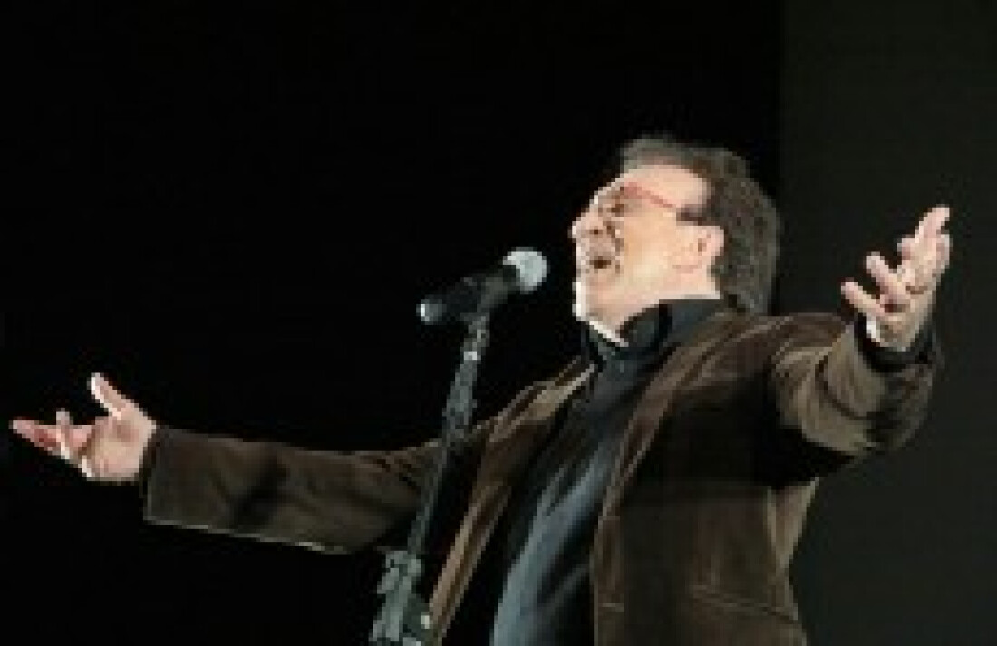 Moacyr Franco, de 'A Praça é Nossa', é demitido do SBT