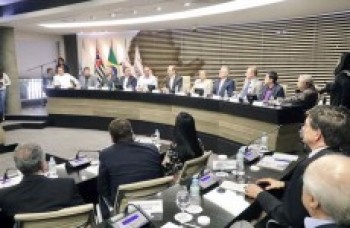 Prefeituras da região selam acordo com Sebrae