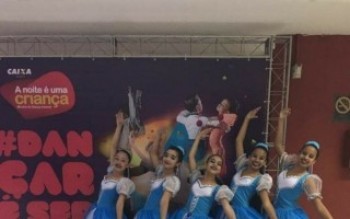 Grupo de Ballet se apresenta em Joinville
