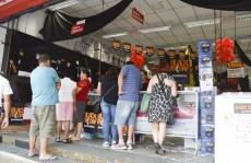 Black Friday: comércio da região pode atender até 23h