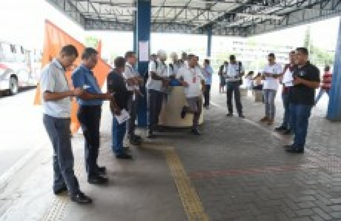 Rodoviários celebram o novo piso salarial