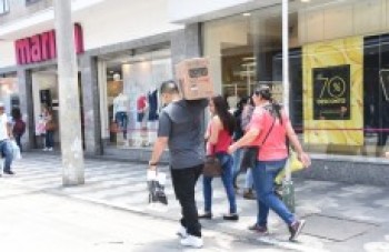 Meta é imunizar 120 mil pessoas até 2 de dezembro