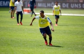 Timão aposta em Jô como artilheiro