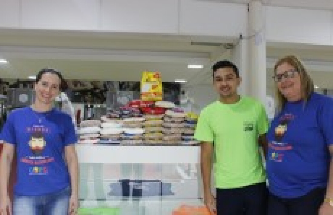 Clube de Campo doa alimentos para entidade mogiana