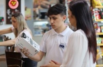 Comércio deve se adequar à lei dos canudos plásticos