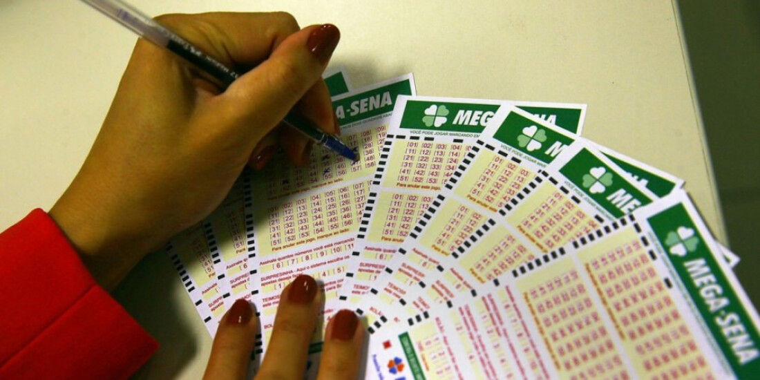 Mega-Sena deste sábado deve pagar prêmio de R$ 3 milhões