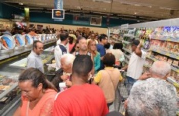 Inauguração de loja do Shibata em Suzano atrai grande público