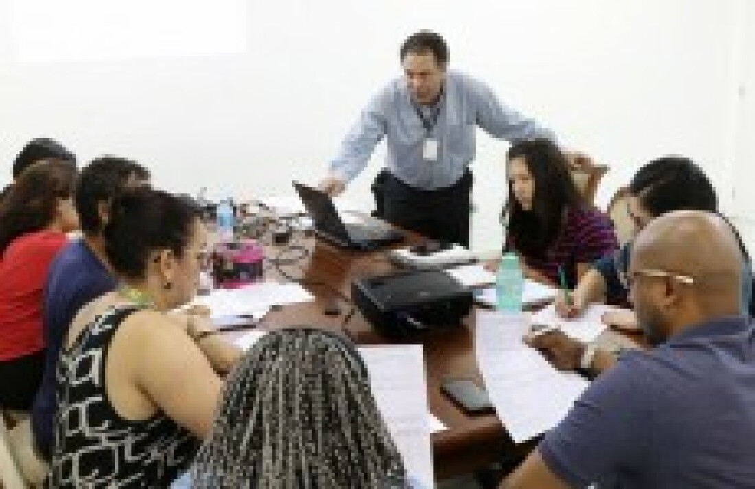 Enfermeiros recebem capacitação sobre dimensionamento pessoal