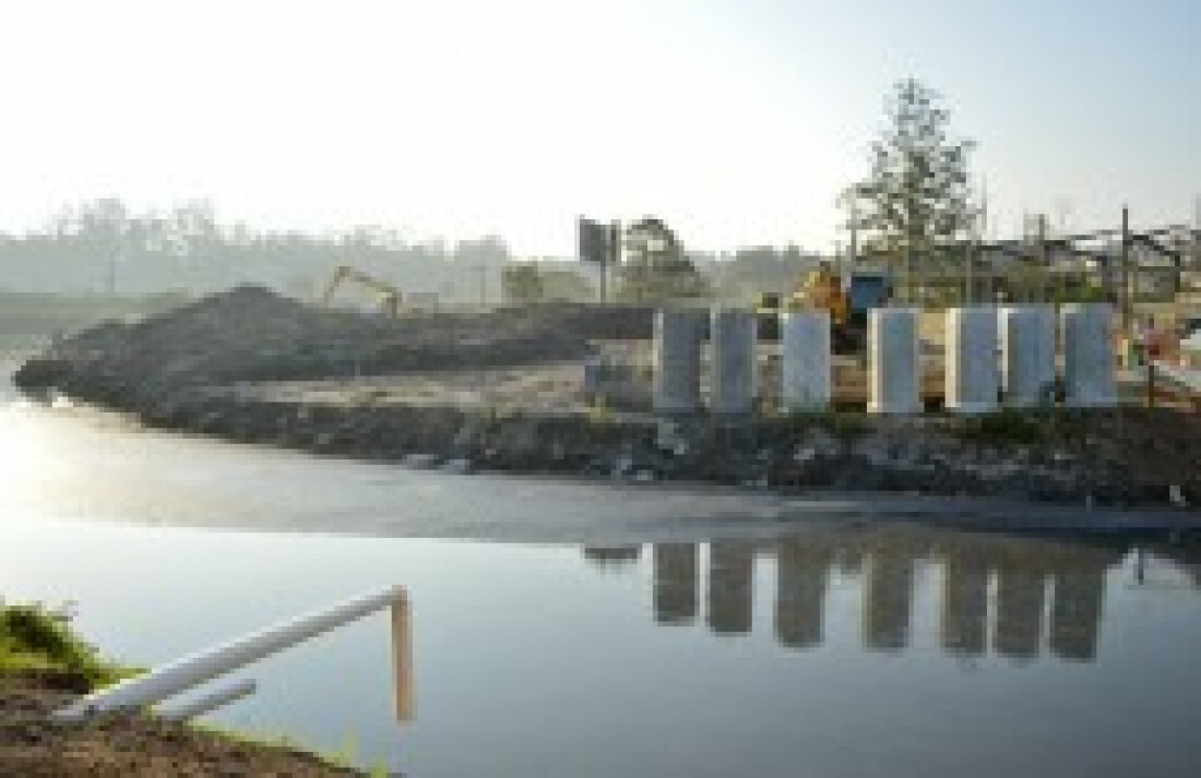 Interceptores do rio Tietê vão ser entregues no ano que vem