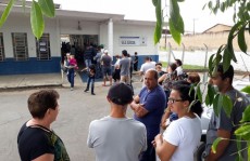 Vacinação gera fila em César de Souza