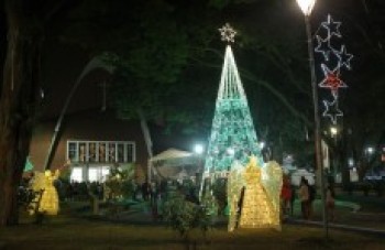 'Natal de Luzes' é inaugurado com a presença de 500 pessoas