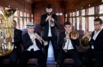 Vasques comemora 115 anos com Beatles