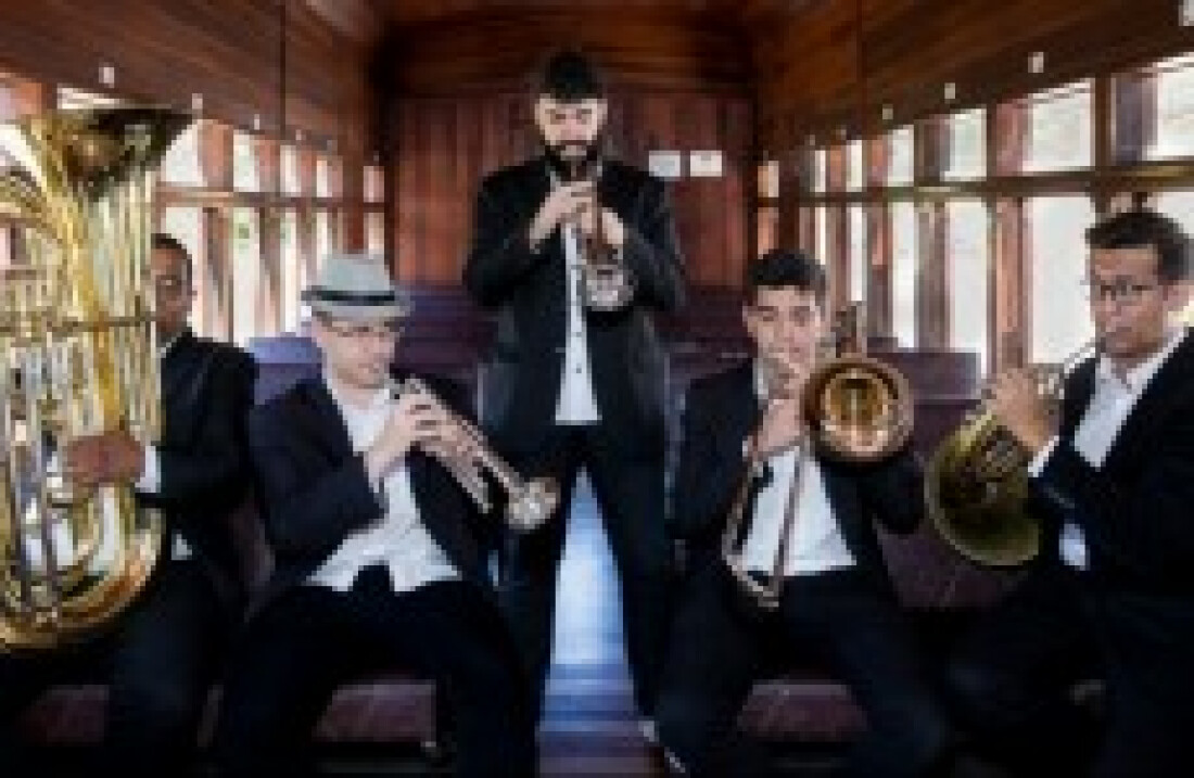 Vasques comemora 115 anos com Beatles