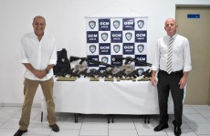 Armamento e coletes balísticos são entregues à Guarda Municipal