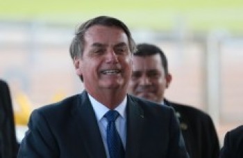 Bolsonaro rebate Podemos por ação junto à Justiça