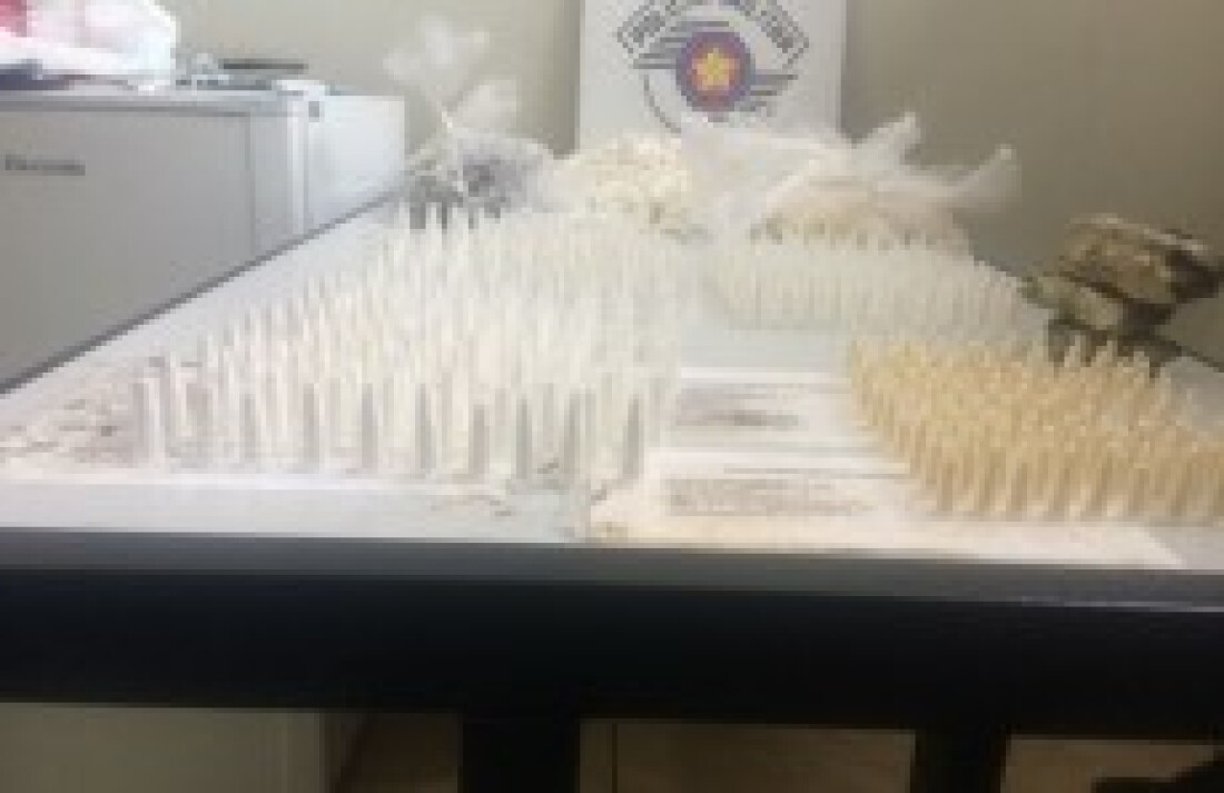 Polícia Militar localiza drogas em 2 cidades